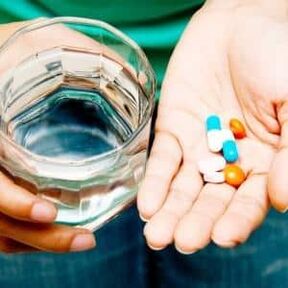 Taking vitamins will help restore damaged joint tissues
