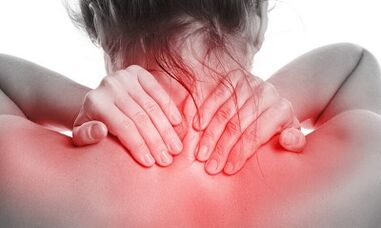 How the osteochondosis of the cervical column is manifested